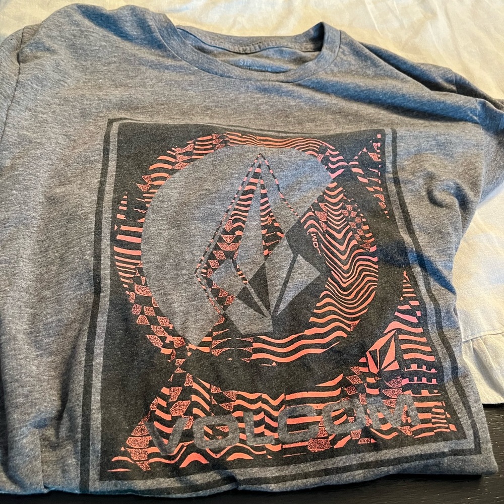 Volcom tee